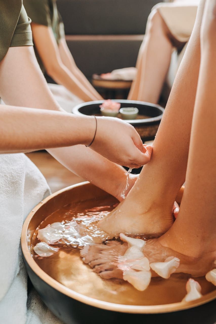 Terapia Relajante con Aromaterapia Pies Cali - Podóloga Karen